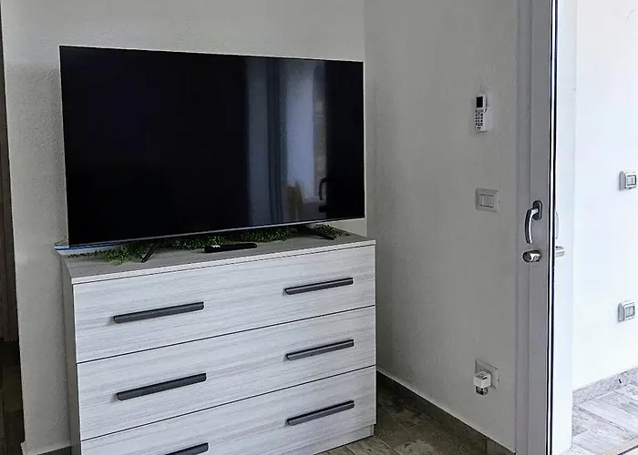 Villa Serendipity, *